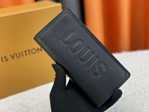 Picture of LV Wallets _SKUfw149051660fw